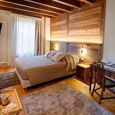 Hotel La Caso Di Elva
